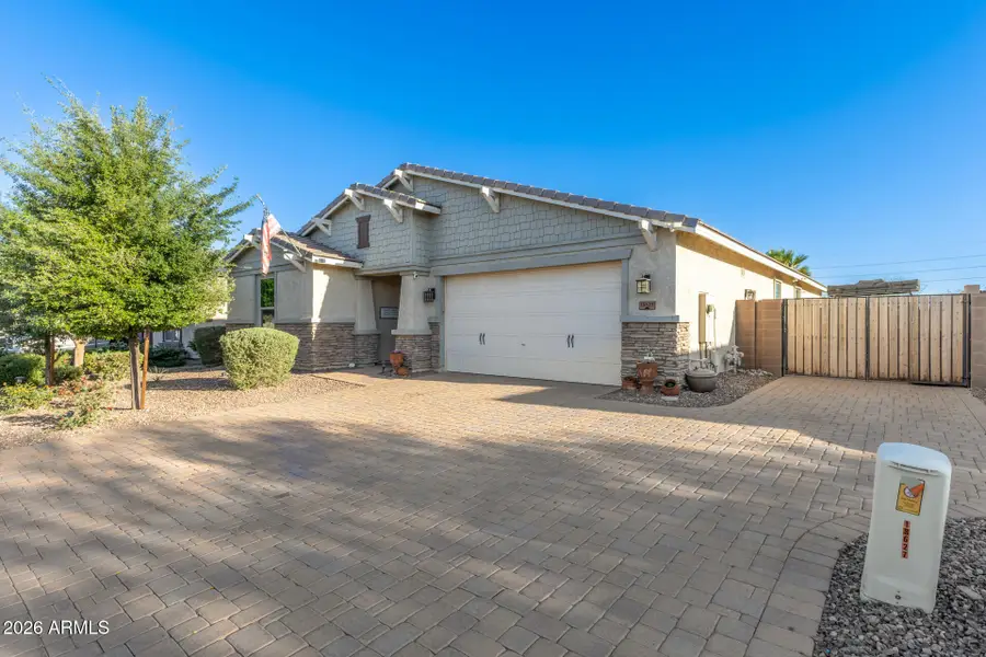 18627 W Mackenzie Drive, Goodyear, AZ 85395 - #3