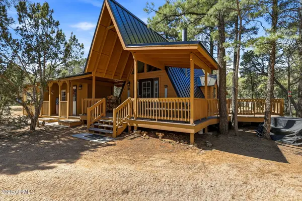 2136 Wildflower Road, Overgaard, AZ 85933