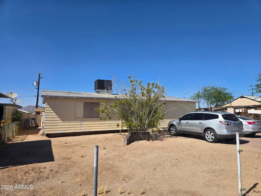 208 W Richards Street, Gila Bend, AZ 85337 - #2