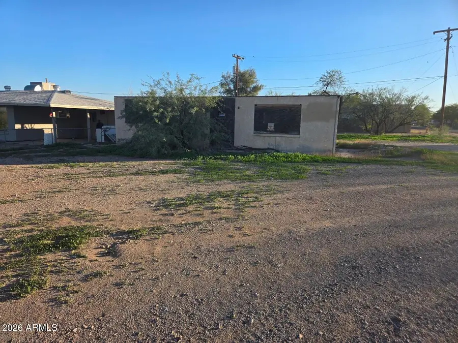 409 W Richards Street, Gila Bend, AZ 85337 - #2