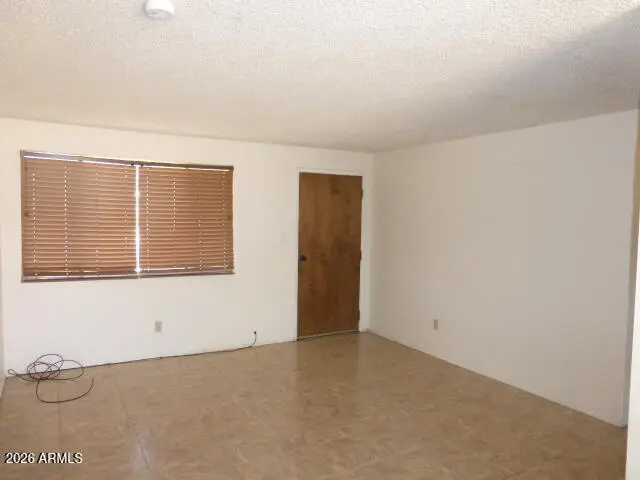 424 W Hartford Road, Kearny, AZ 85137 - #3