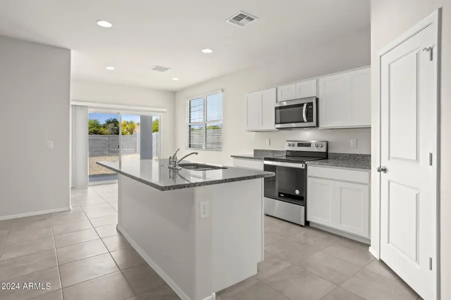 1351 W Shannons Way, Coolidge, AZ 85128 - #3