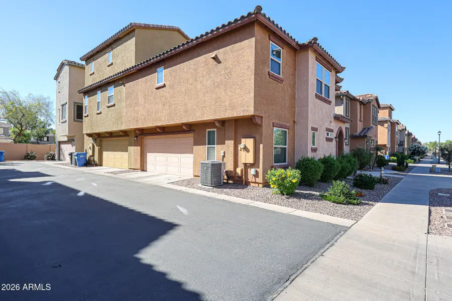 1634 N 77th Glen, Phoenix, AZ 85035 - #2