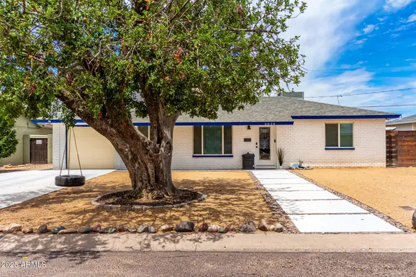 3038 E Avalon Drive, Phoenix, AZ 85016