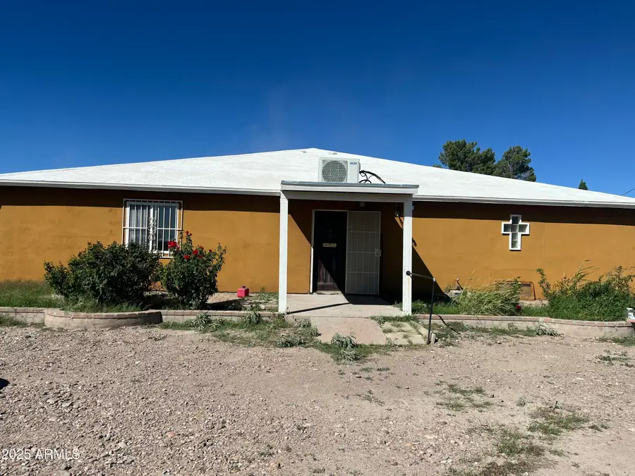 4250 W Jefferson Road, Elfrida, AZ 85610 - #2