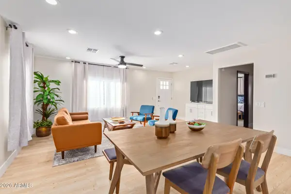 386 W Fairview Street, Chandler, AZ 85225