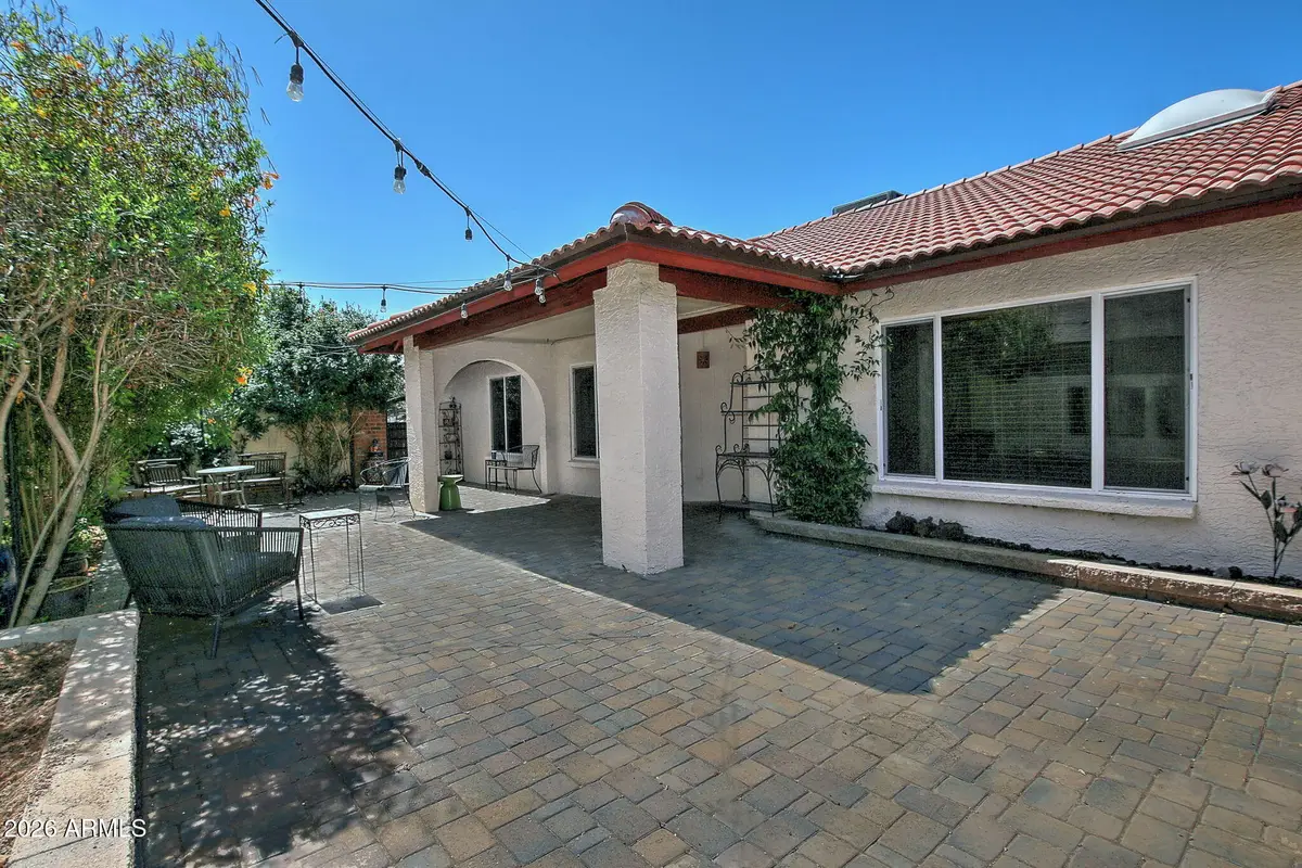 2724 W Gila Lane, Chandler, AZ 85224 - #1