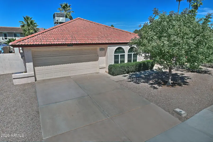 2724 W Gila Lane, Chandler, AZ 85224 - #2