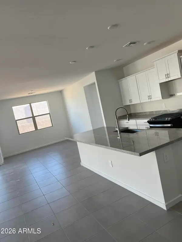 4955 W Karl Street, San Tan Valley, AZ 85144