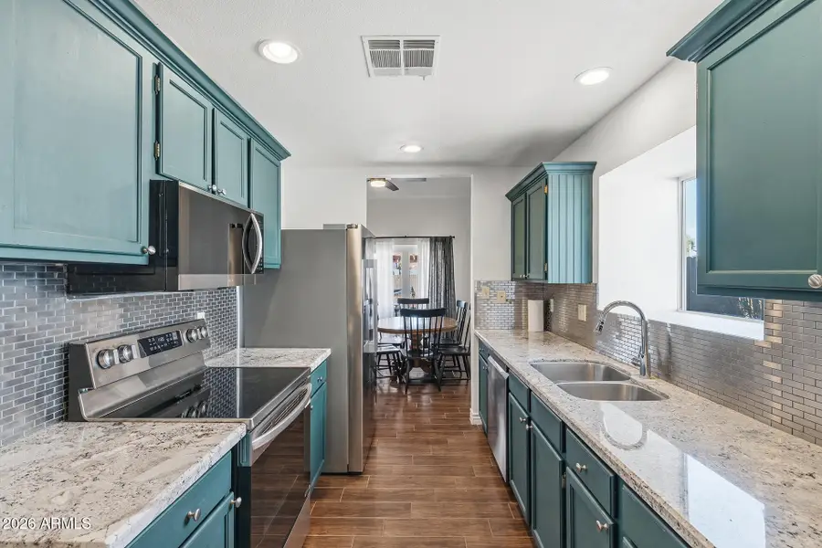 1623 W Citation Lane, Chandler, AZ 85224 - #3