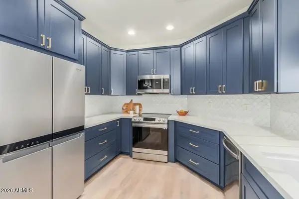 8800 N 107th Avenue N #66, Peoria, AZ 85345