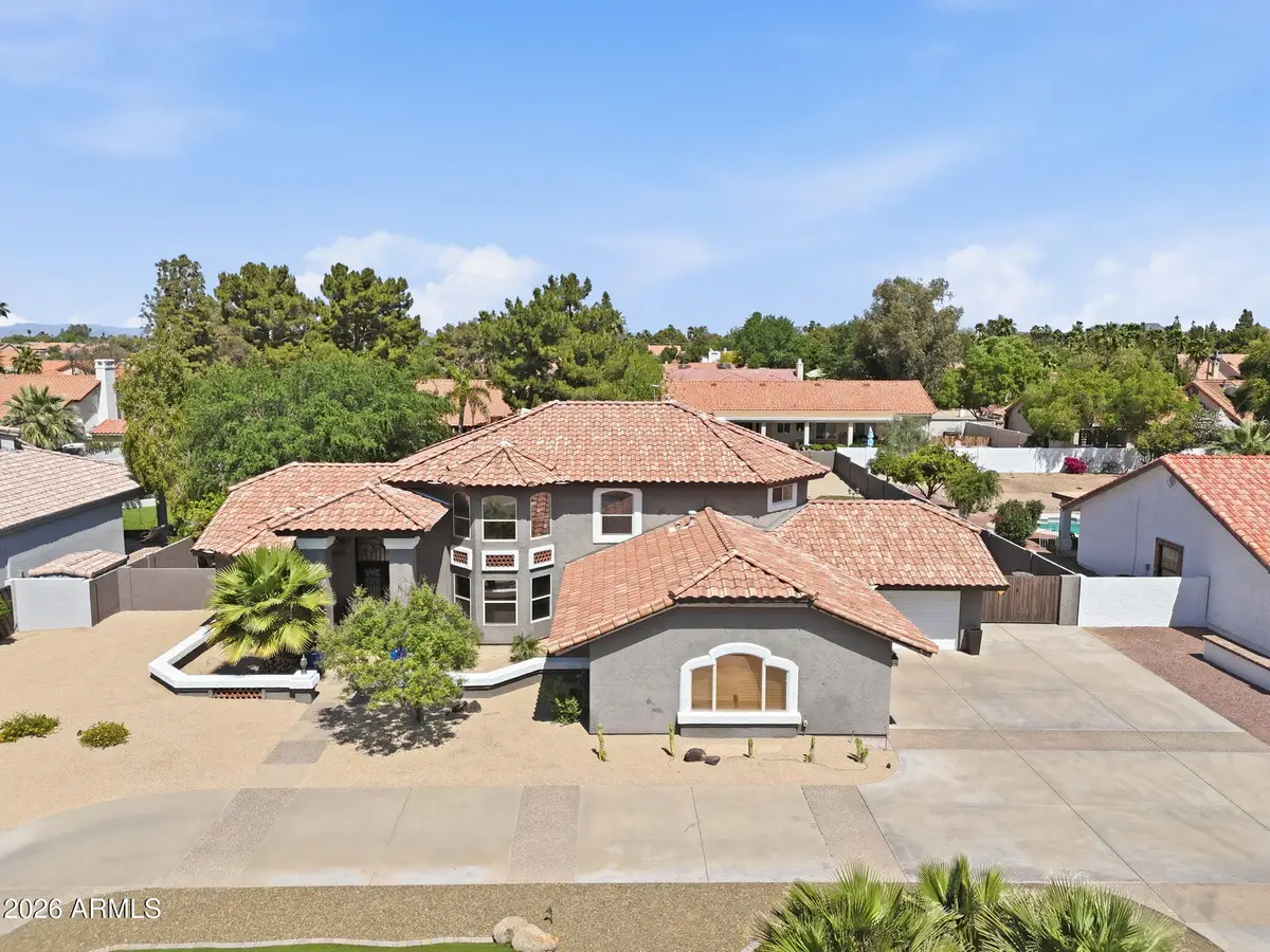 6950 W Willow Avenue, Peoria, AZ 85381 - #1