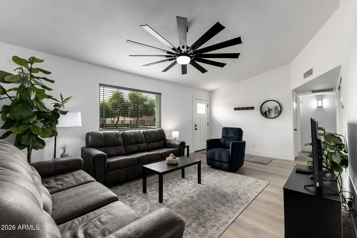 6620 W Cholla Street, Glendale, AZ 85304 - #1