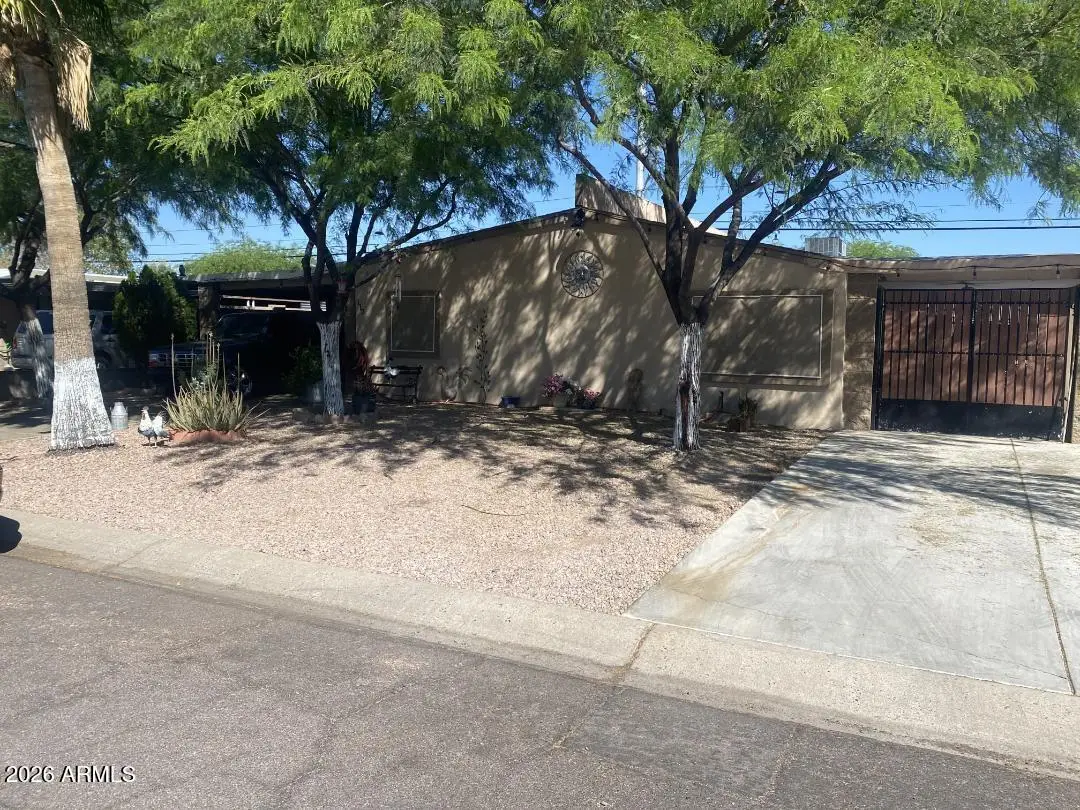 112 E Villa Theresa Drive, Phoenix, AZ 85022 - #1