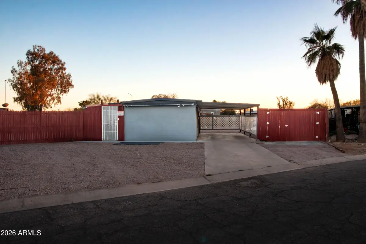 661 W Saguaro Street, Casa Grande, AZ 85122 - #1