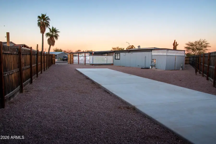 661 W Saguaro Street, Casa Grande, AZ 85122 - #2