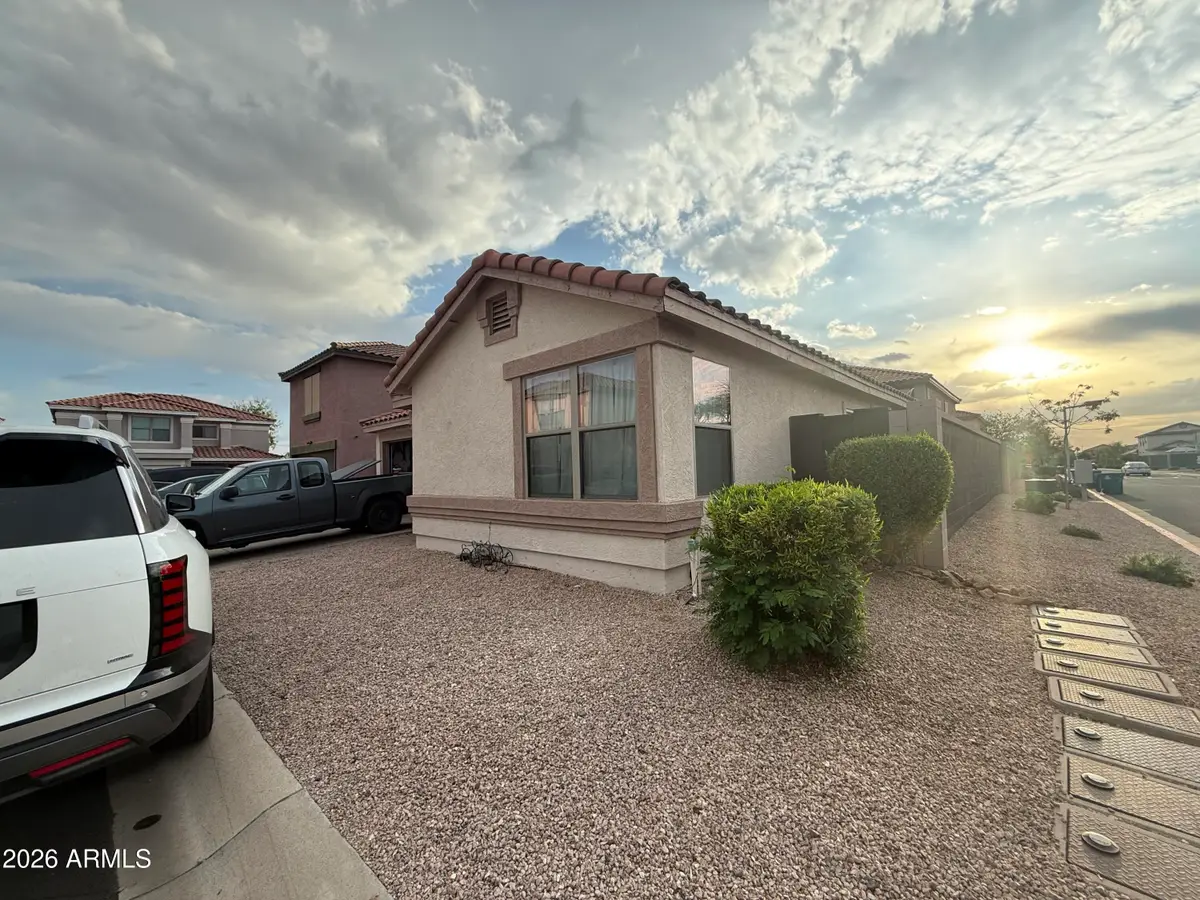 2303 E 35th Avenue, Apache Junction, AZ 85119 - #1