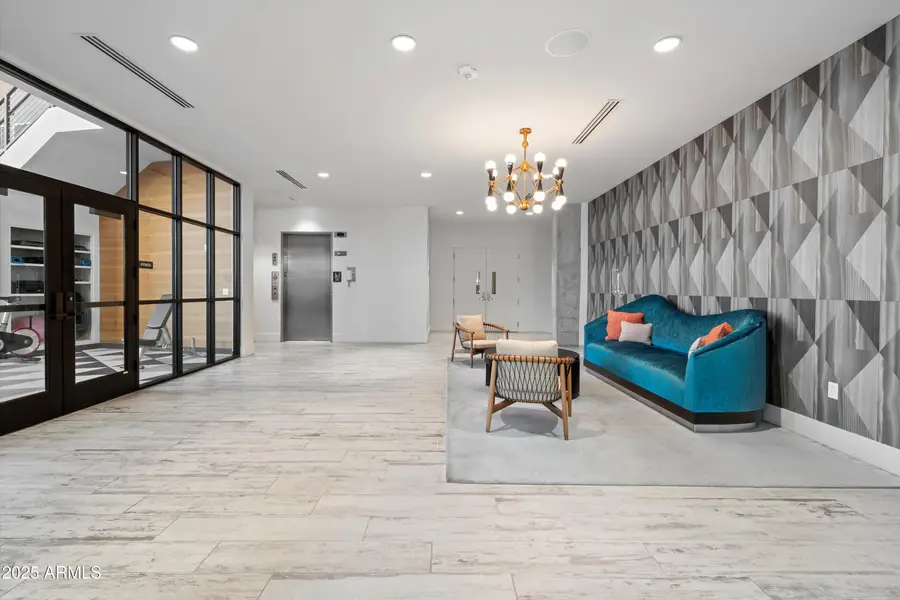 3131 N Central Avenue #6002, Phoenix, AZ 85012 - #3