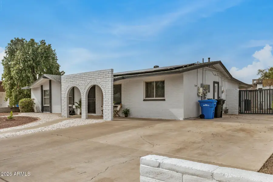 1806 W Kerry Lane, Phoenix, AZ 85027 - #3