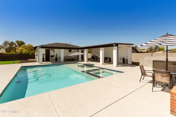 8822 W Deer Valley Road, Peoria, AZ 85382