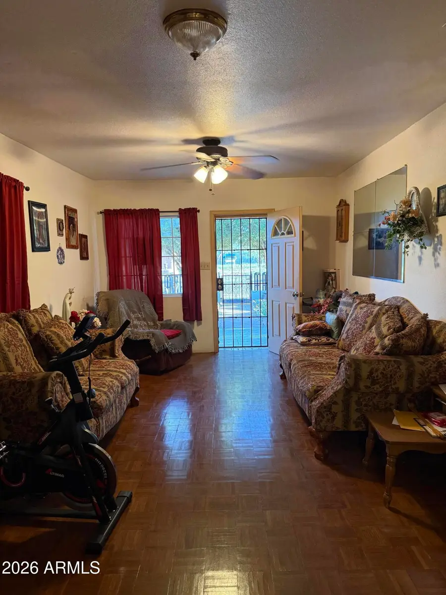 912 E 19th Street E, Douglas, AZ 85607 - #3