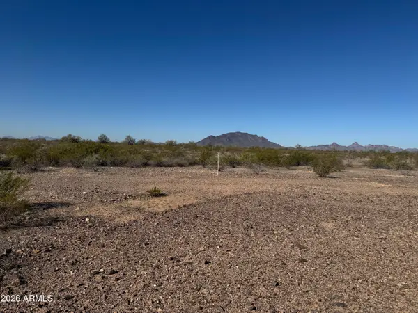 4275X W Glendale Avenue #8, Tonopah, AZ 85354