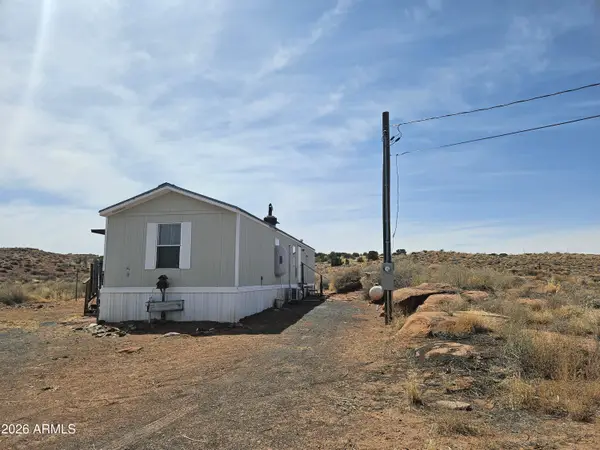 6472 River Road, Holbrook, AZ 85942