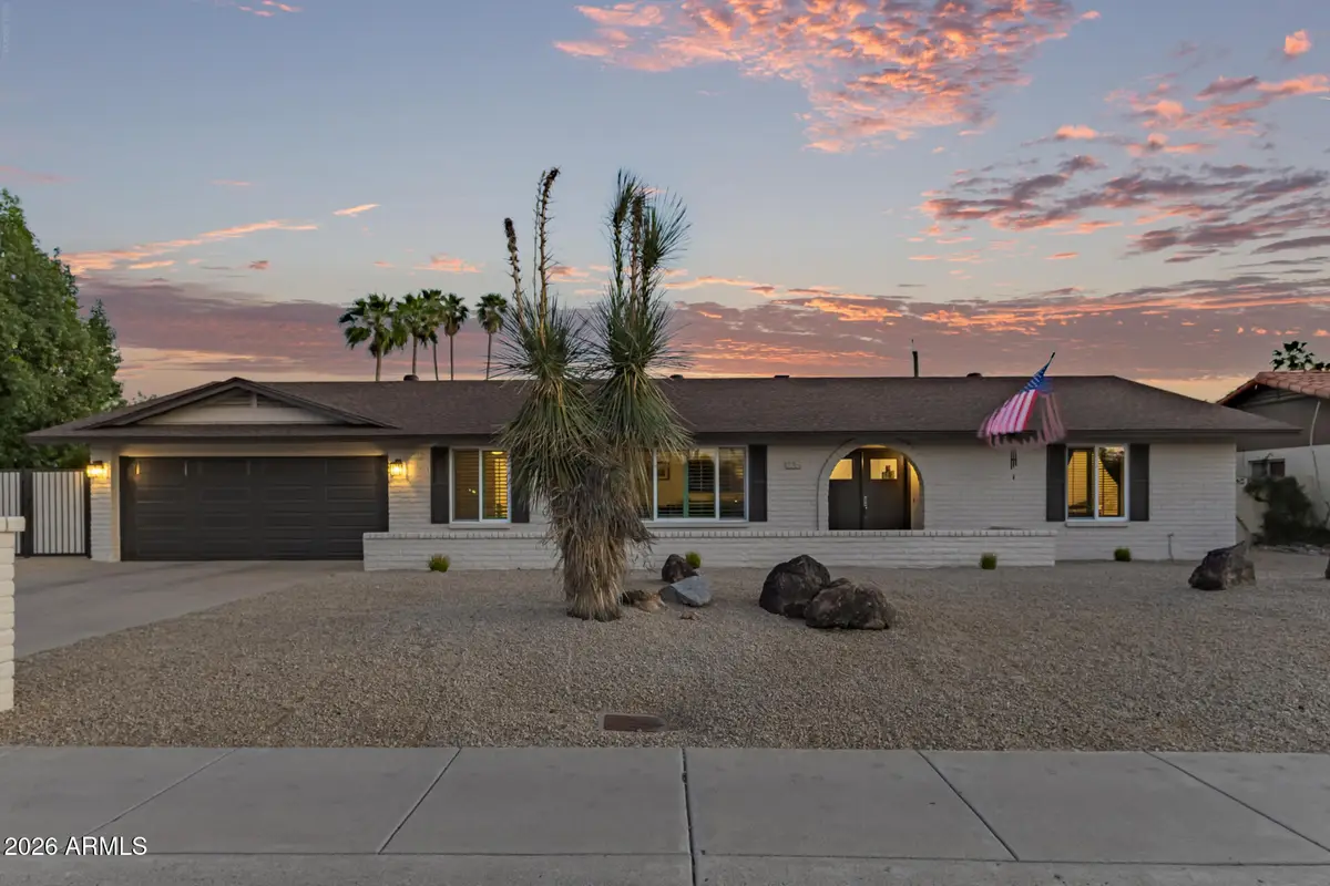 235 W Interlacken Drive, Phoenix, AZ 85023 - #1