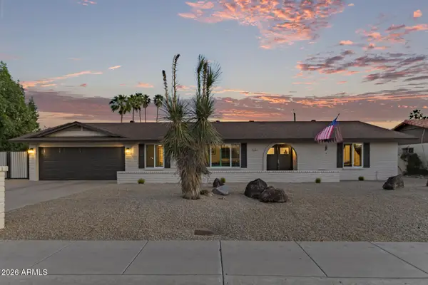 235 W Interlacken Drive, Phoenix, AZ 85023