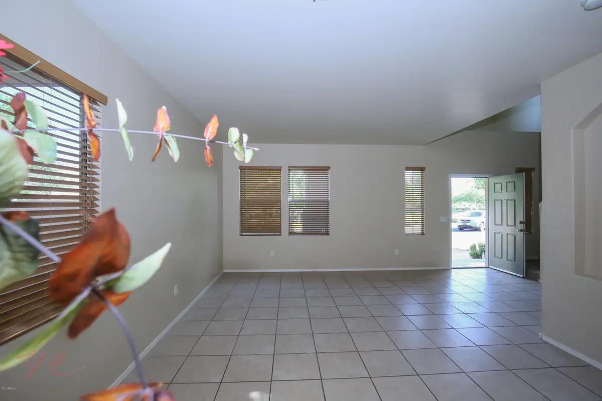 1384 S Heron Lane, Gilbert, AZ 85296 - #1