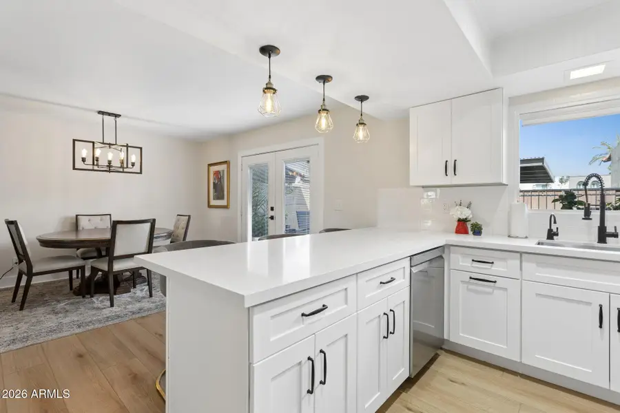 2818 E Clarendon Avenue, Phoenix, AZ 85016 - #2