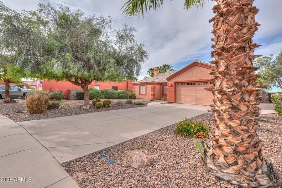 880 W Saint Andrews Drive, Casa Grande, AZ 85122 - #2