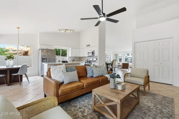 7756 W Hearn Road, Peoria, AZ 85381