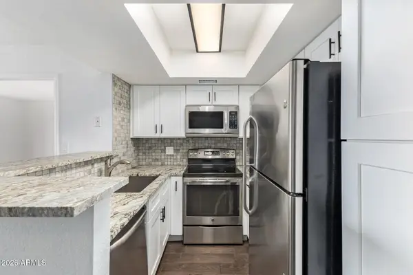 3601 W Tierra Buena Lane #271, Phoenix, AZ 85053