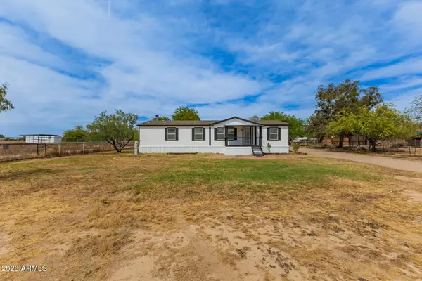 4320 E Hash Knife Draw Road, San Tan Valley, AZ 85140