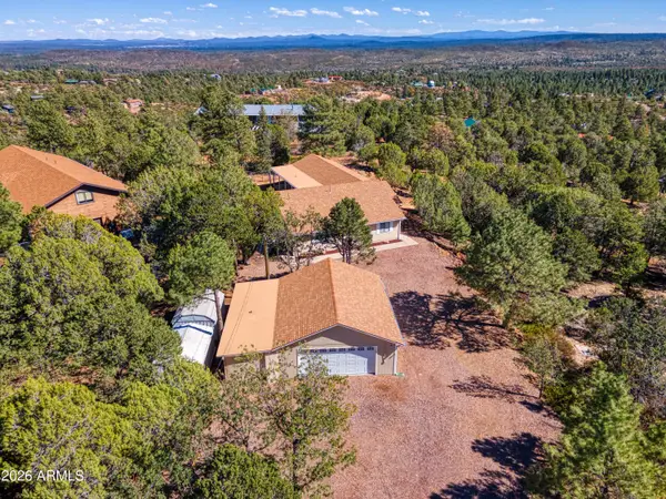 949 Geronimo Lane, Show Low, AZ 85901