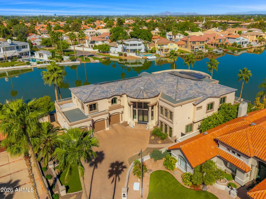 1402 E Coral Cove Drive, Gilbert, AZ 85234 - #2