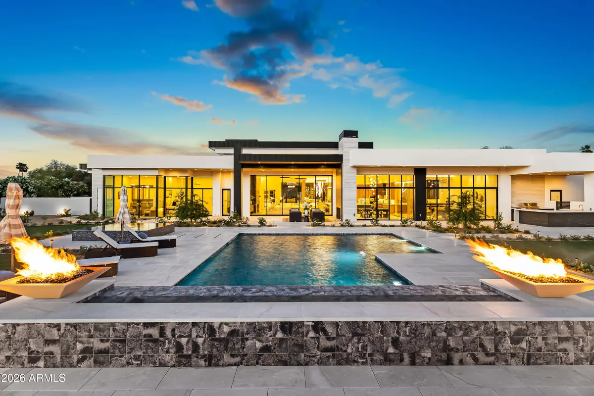 8100 N 64th Place, Paradise Valley, AZ 85253 - #1