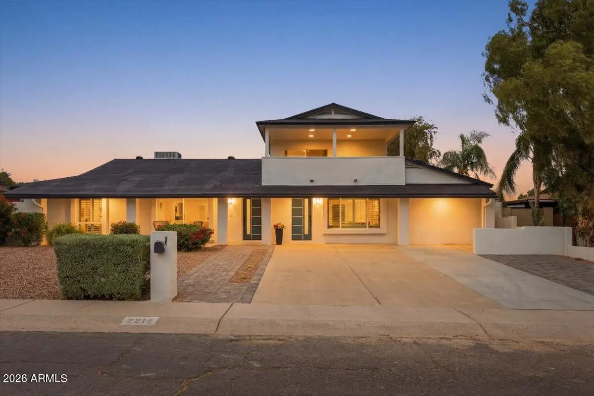 2218 E Sunnyside Drive, Phoenix, AZ 85028 - #1