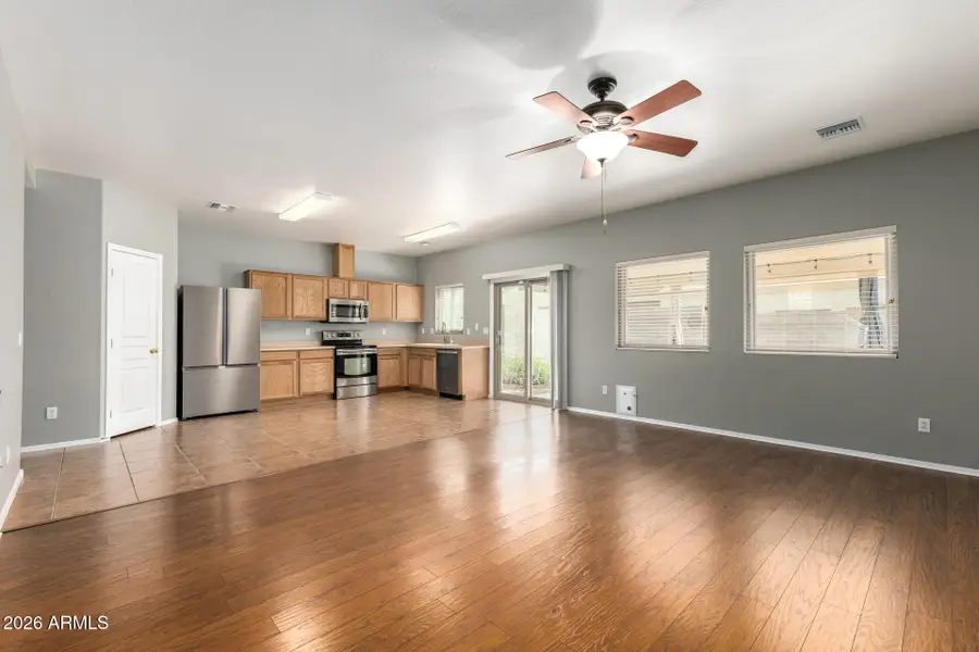 7011 W Mercer Lane, Peoria, AZ 85345 - #3