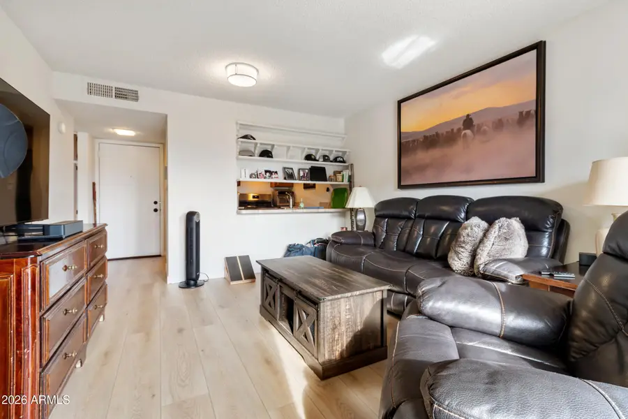 3033 E Devonshire Avenue #2009, Phoenix, AZ 85016 - #2