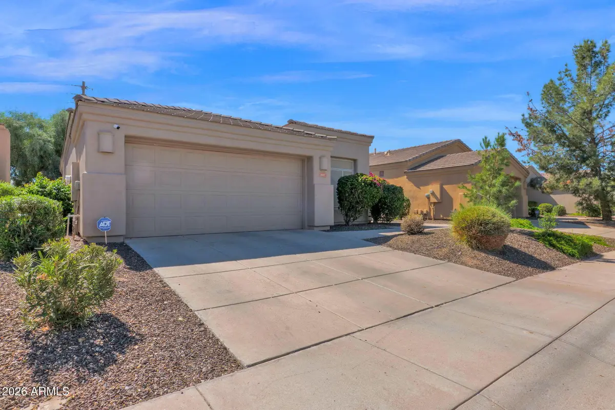 3917 E Carter Drive, Phoenix, AZ 85042 - #1