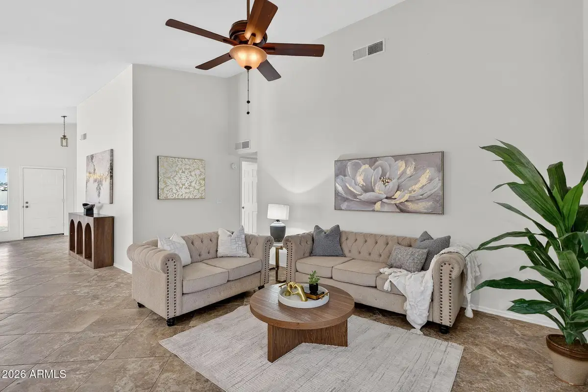 4330 W Kimberly Way, Glendale, AZ 85308 - #1