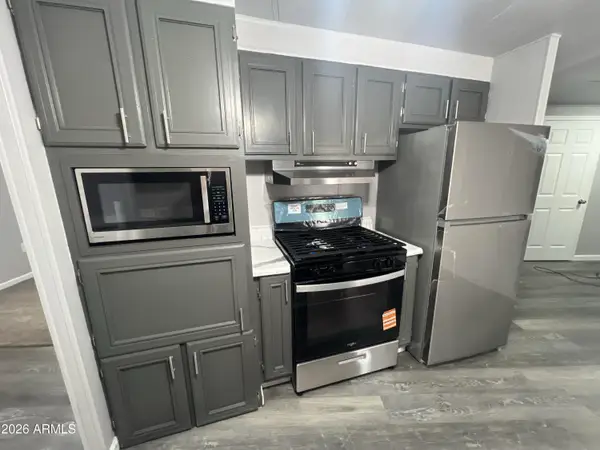 10701 N 99 Avenue #209, Peoria, AZ 85345