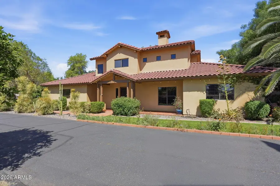 2634 N 52nd Street, Phoenix, AZ 85008 - #3