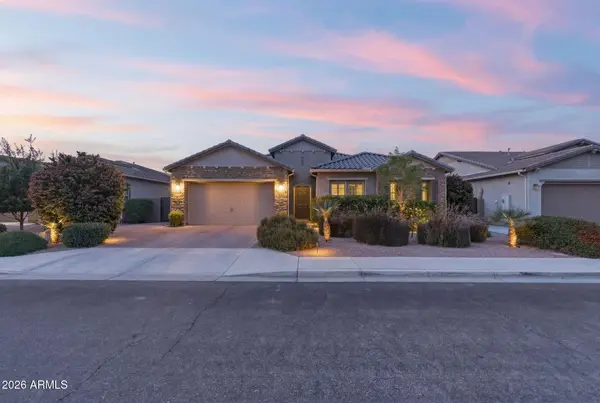 1104 E Knightsbridge Way, Gilbert, AZ 85297