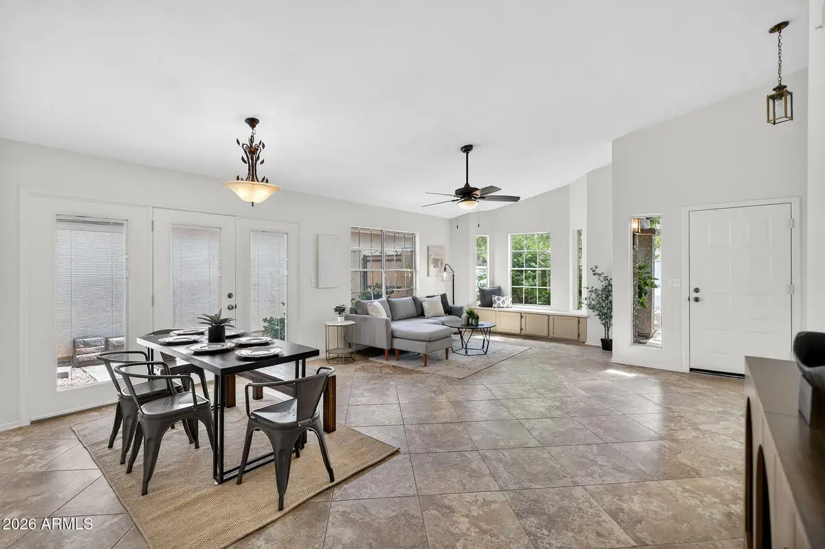 4330 W Kimberly Way, Glendale, AZ 85308 - #1