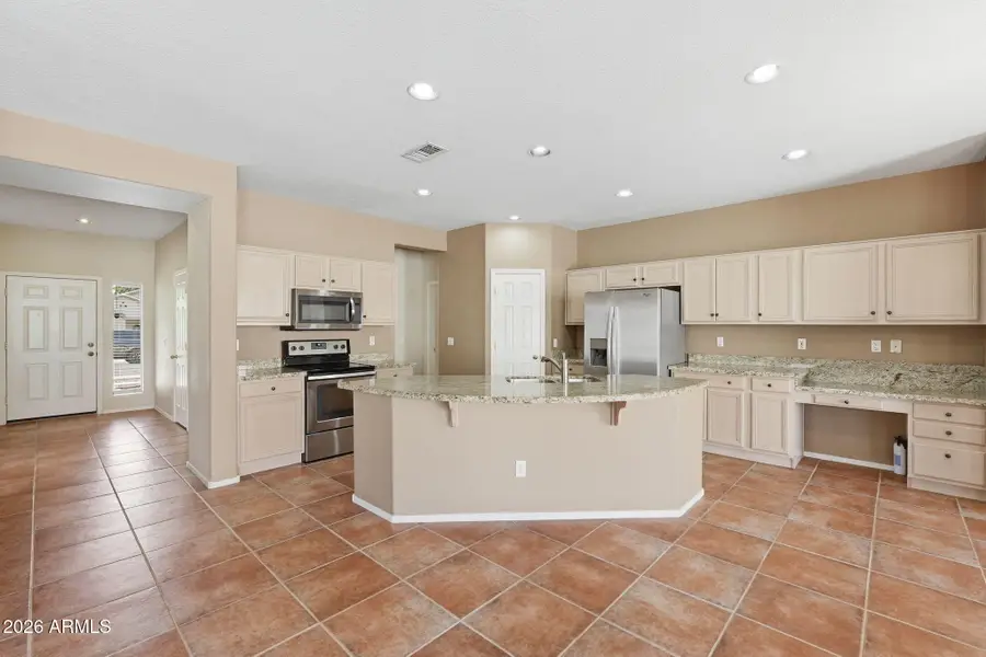 6804 W Bronco Trail, Peoria, AZ 85383 - #2