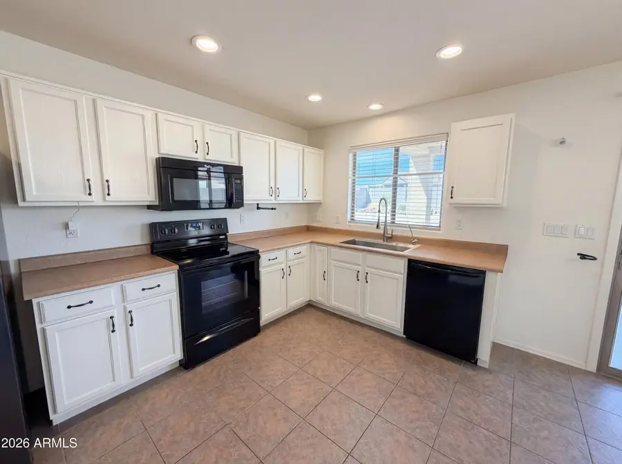 24466 W Pueblo Avenue, Buckeye, AZ 85326 - #2