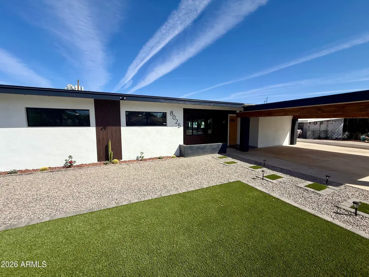8025 N 11th Place, Phoenix, AZ 85020 - #1
